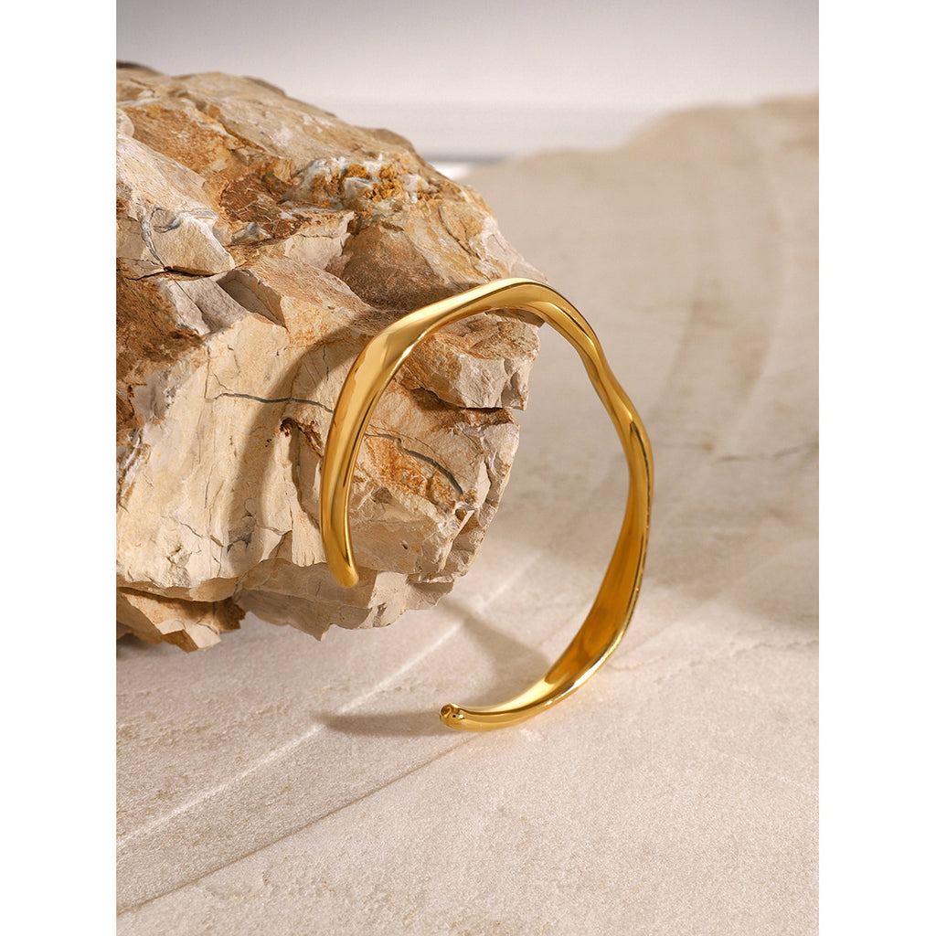 18K Gold Stainless Steel Fine Ripple Open Bangle Ins Minimalist Trendy Titanium Steel Bracelet for Women